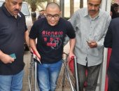 مصرى فى السعودية يتحدى الإعاقة ويدلى بصوته فى انتخابات الرئاسة