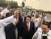 فيديو وصور.. سفير مصر فى الكويت يدلى بصوته فى الانتخابات الرئاسية