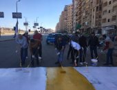 قارئ يطالب بإزالة مطبات الطرق المنشأة بوساطة المواطنين لتعرض السيارات للتلف
