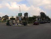 شكوى من تراكم أكوام القمامة أمام مكتبة مدينة نصر العامة.. صور