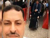 فيديو.. قعيدة على كرسى متحرك تشارك بانتخابات الرئاسة فى الرياض