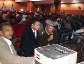 "أمن مطروح" يجرى قرعة الحج بحضور المحافظ والمتقدمين بطلبات أداء الفريضة