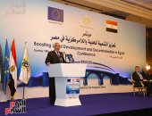 وزير التنمية المحلية: الرئيس يسعى لتحقيق التنمية وإحداث التطوير بمختلف المجالات (صور)