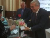 وكيل تعليم القليوبية خلال تكريم الأمهات المثاليات: الإسلام أعلى قيمة الوالدين