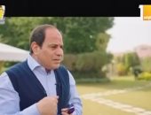 فيديو..السيسى: طول عمرى طالب متفوق وبحب التاريخ كونه "سجل الإنسانية"