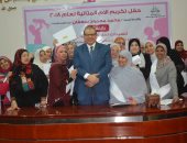 وزير القوى العاملة يكرم الأمهات بديوان الوزارة بمناسبة عيد الأم