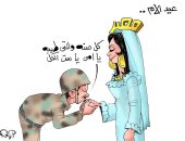 جنود مصر يقبلون يد "ست الحسن" فى عيد الأم.. بكاريكاتير اليوم السابع