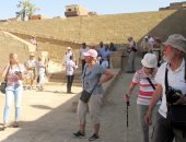 محافظ سوهاج: فوج سياحى ألمانى يزور معبد أبيدوس وميريت آمون.. صور