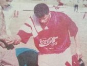 شاهد.. رضا عبد العال يخرج مصابًا فى مباراة مع الأهلى 