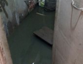 مياه الصرف الصحى تغرق منازل قرية المصلوب فى بنى سويف.. والأهالى: أغيثونا
