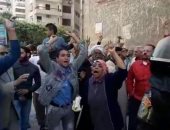 صور.. تظاهر المواطنين بموقع انفجار الإسكندرية.. ويؤكدون: هننزل للانتخابات