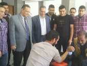 صور.. تنس الطاولة ومصارعة الذراعيين فى بداية الأنشطة الطلابية بجامعة المنيا