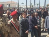 مدير  أمن الإسكندرية يتلقى العزاء فى  شهيدى الحادث الإرهابى