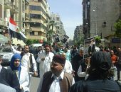 أنصار موسى مصطفى موسى يتقدمون موكبه بمسيرة تطوف شوارع منطقة عابدين (صور)