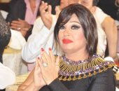 شاهد فيفى عبده فى طريقها للجنة الانتخابات الرئاسية