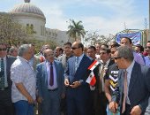 رئيس جامعة الفيوم يصطحب الطلاب للإدلاء بأصواتهم فى الانتخابات الرئاسية 