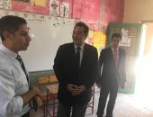 صور وفيديو.. النائب إيهاب الخولى يتفقد سير إجراء انتخابات الرئاسة فى إمبابة‎