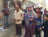 فيديو.. صور.. كبار السن وذوى الاحتياجات يتسابقون للإدلاء بأصواتهم فى العريش