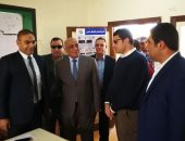 صور.. مدير أمن البحيرة يتفقد إجراءات تأمين اللجان الانتخابية بكفر الدوار