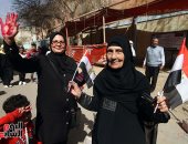 زغاريد ورقص على أنغام "قالوا أيه" أمام اللجان الانتخابية بإمبابة (صور)