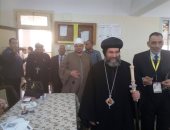 راعى كنيسة ميت غمر ومدير الأوقاف يصوتان فى الانتخابات الرئاسية بالدقهلية