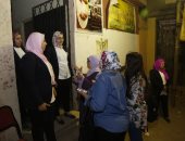 استمرار توافد الناخبين من السيدات قبل غلق التصويت بروض الفرج