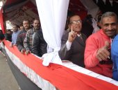 صور.. احتشاد المواطنين أمام لجان انتخابات الرئاسة مع بدء عملية التصويت 