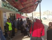 صور.. احتشاد المواطنين بالبحيرة أمام اللجان للتصويت بانتخابات الرئاسة