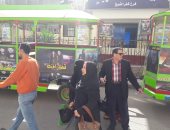 فيديو وصور.. طفطف ينقل الناخبين بكفر الشيخ وأغانى وطنية لحشد المواطنين