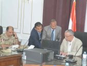 محافظ المنيا يترأس غرفة عمليات الانتخابات الرئاسية