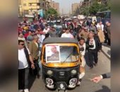 فيديو.. زحام أمام اللجان ومسيرة حب فى افتتاح العرس الديمقراطى