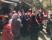 صور.. وردة وعلم فى استقبال الناخبين بلجنة قصر الدوبارة بجاردن سيتى