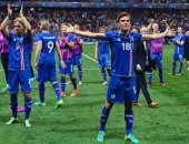 أيسلندا تقاطع كأس العالم سياسيا