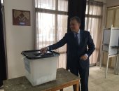 وزير النقل: الشعب المصرى مبهر ومشاركته فى الانتخابات رد قوى على المشككين