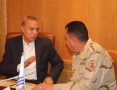 صور .. محافظ قنا يترأس غرفة العمليات الرئيسية للإنتخابات