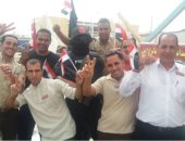 العاملون بالسياحة يتوافدون على لجان الاقتراع بالمحافظات