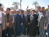 محافظ دمياط يتفقد اللجان الانتخابية بمركز ومدينة دمياط ويدعو المواطنين للمشاركة