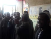 هتافات الناخبين بقرية دار السلام فى الفيوم: "الجزيرة فين.. الناخبين أهم"