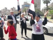 علماء النفس يؤكدون: الاحتفال أمام اللجان الانتخابية بهجة وتعبير عن الحرية