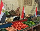 فيديو.. مصر بتاعة الشقيانين.. بائع خضار فى بنى سويف: السيسي يستاهل كل خير وهنتخبه