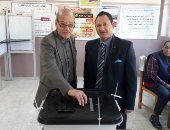 عميد أسرة سيد درويش يدلى بصوته فى الانتخابات الرئاسية بالإسكندرية 