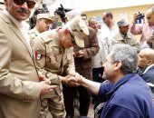 رئيس الأركان من الإسماعيلية: الانتخابات مشهد حضارى يدل على أمن مصر