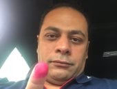 عمر المغاورى يدلى بصوته فى الانتخابات الرئاسية لصالح الرئيس السيسي