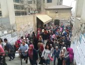 إخلاء حرم جامعة القاهرة لتشجيع الطلاب والعاملين على المشاركة بالانتخابات