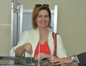 صور.. الفنانة هنا شيحة تدلى بصوتها فى الانتخابات الرئاسية بالزمالك