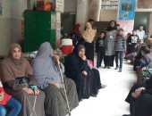 صور.. إقبال كبير من قبل الناخبين على لجان التصويت بانتخابات الرئاسة بالغربية