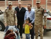 معمرة 101 سنة تدلى بصوتها داخل لجنة ببنى سويف: "السيسي أعاد مصر للمصريين"