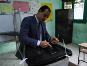 فيديو.. لحظة فتح صناديق الانتخاب بالدقى فى ثالث أيام الانتخابات الرئاسية