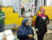 صور.. إقبال الناخبين على التصويت فى لجان عين شمس حتى الدقائق الأخيرة 