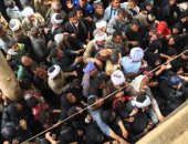 قوم نادى ع الصعيدى.. أهالى مركز أبنوب بأسيوط يحتشدون بالآلاف أمام اللجان